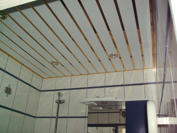 ПОДВЕСНЫЕ ПОТОЛКИ / Алюминиевый реечный подвесной потолок
