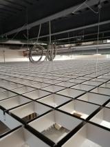 Подвесной потолок Грильято— алюминиевый, сетчатый, полный соединяющий потолок, используется в реализации единственного покрытия в широких поверхностях в Нижнем Новгороде.